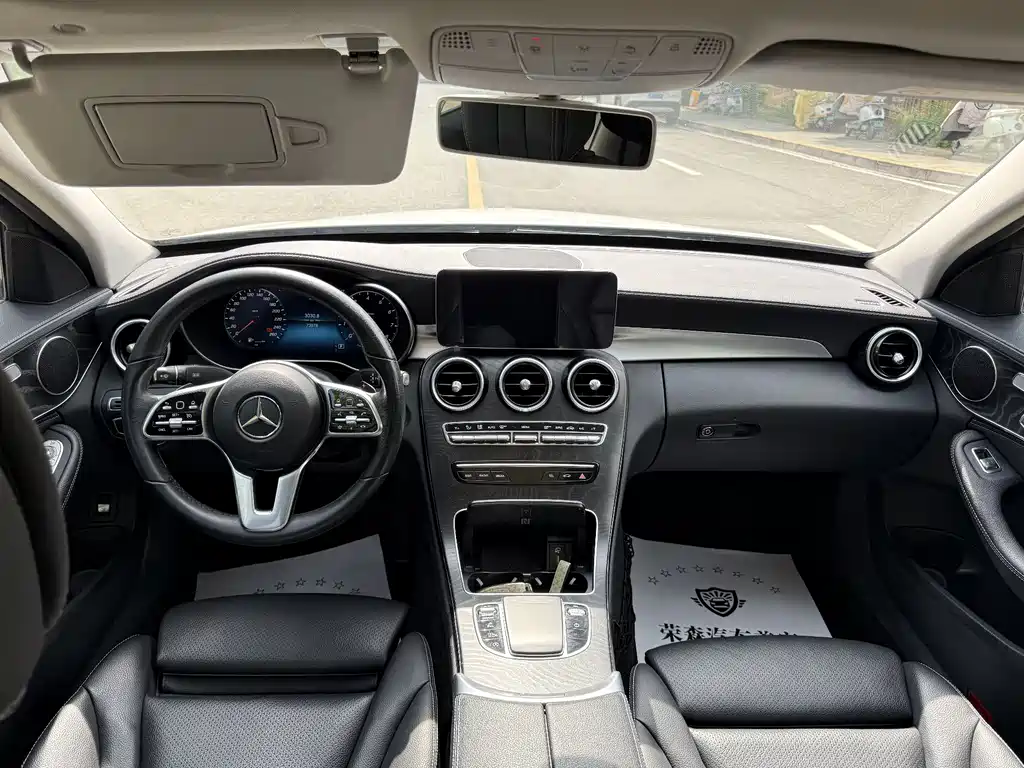 Mercedes-Benz C-Class 2019 — фото 6