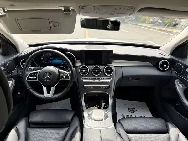 Mercedes-Benz C-Class 2019
