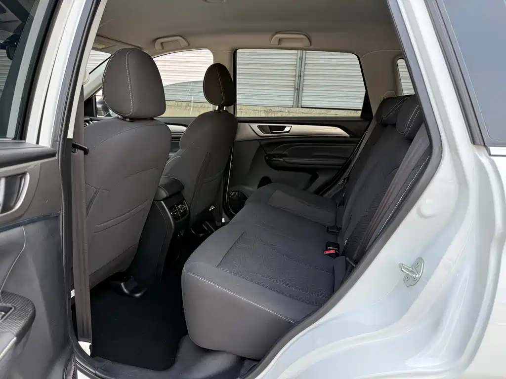Haval M6 2023 — фото 15