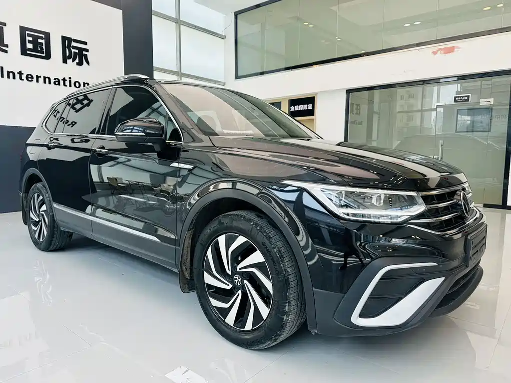 Volkswagen Tiguan L 2022