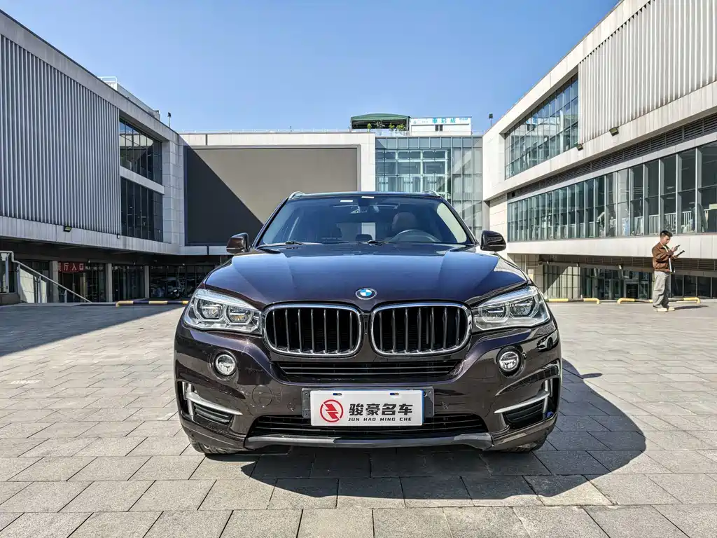 BMW X5 2018 — фото 2