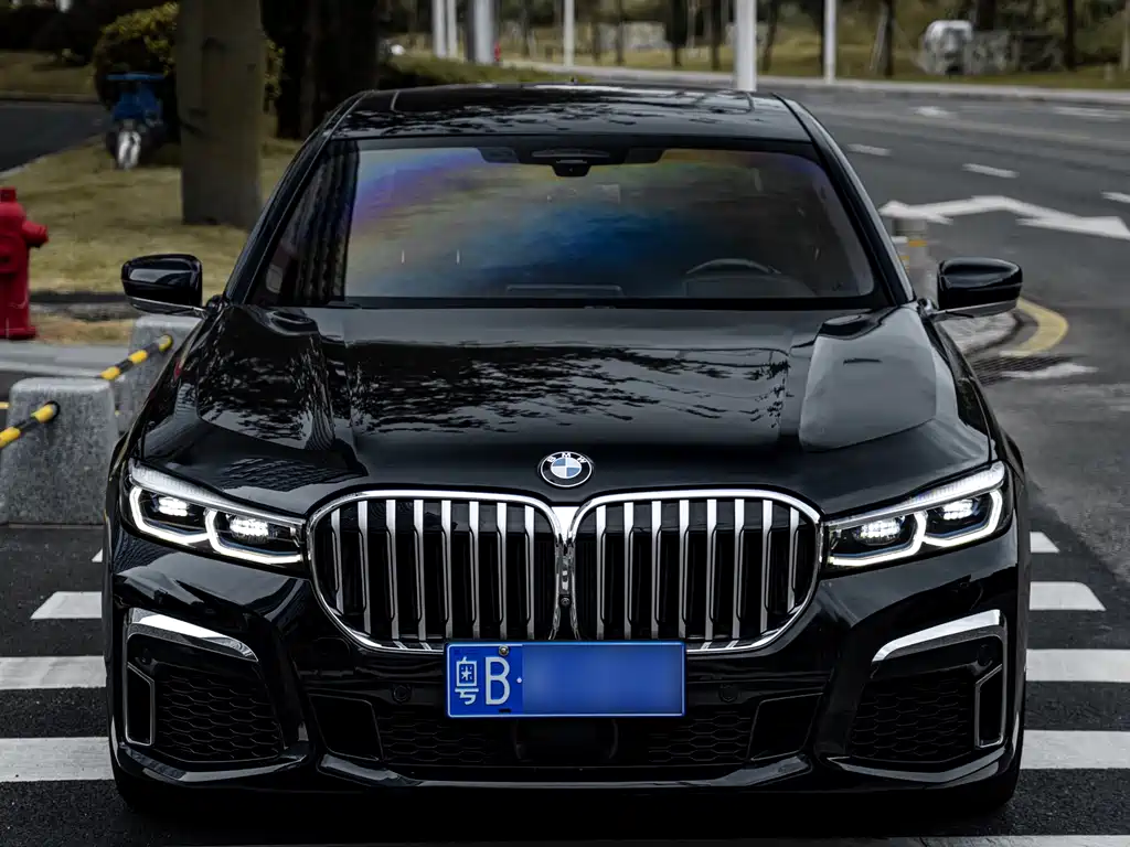 BMW 7 Series 2019 — фото 2