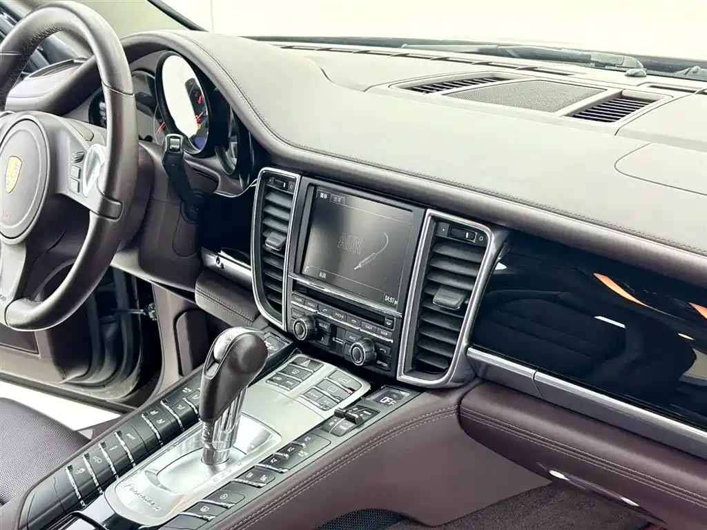 Porsche Panamera 2016 — фото 11