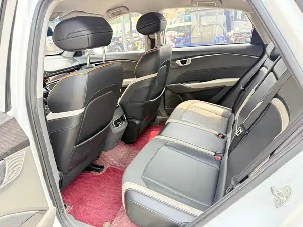 Baojun RC-6 2020