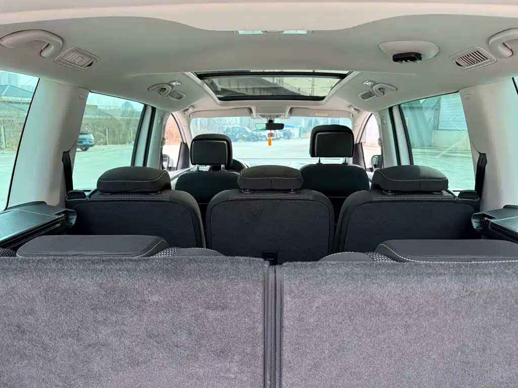 Volkswagen Sharan 2019 — фото 16