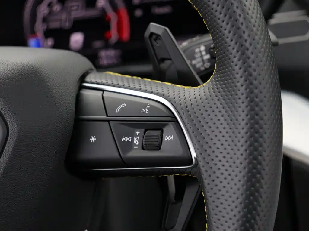 Lamborghini Urus 2019 — фото 19