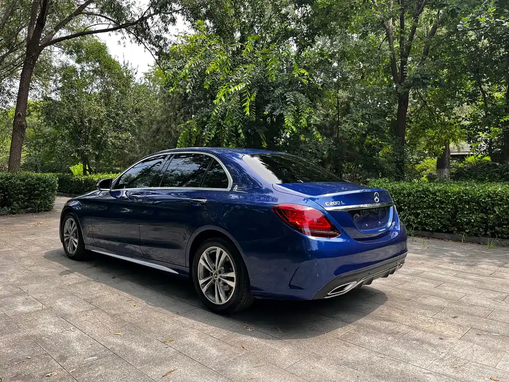 Mercedes-Benz C-Class 2019