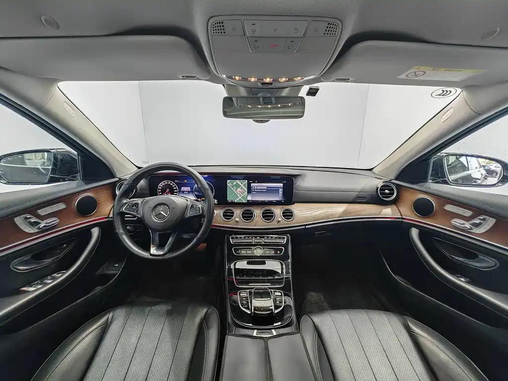 Mercedes-Benz E-Class 2016 — фото 10