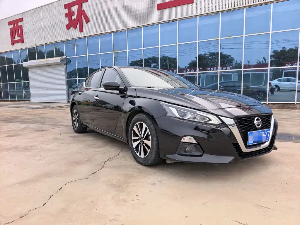 Nissan Teana 2020 — фото 1
