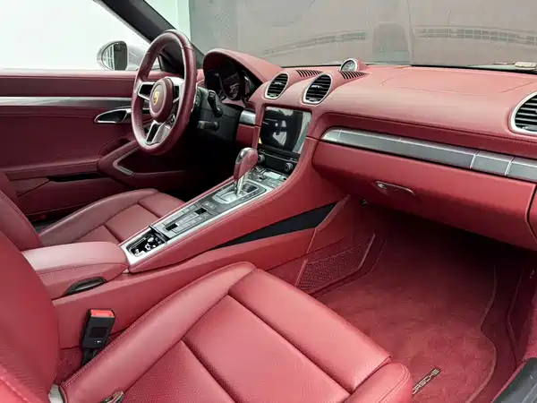 Porsche 718 2022