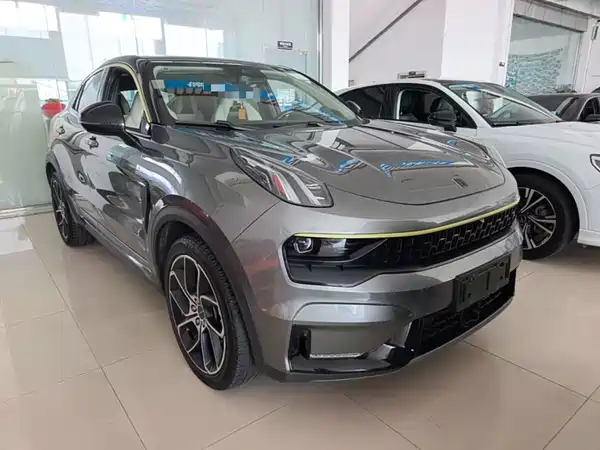 Lynk & Co 05 2022