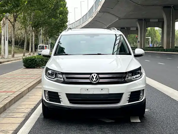Volkswagen Tiguan 2015