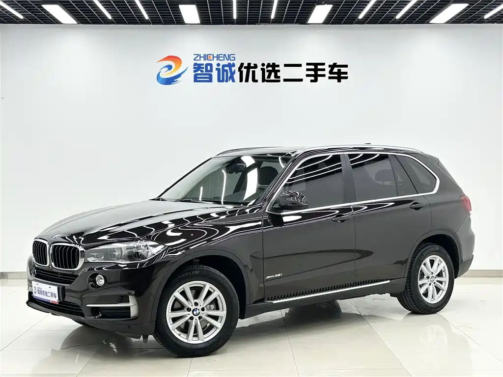 BMW X5 2018 — фото 1