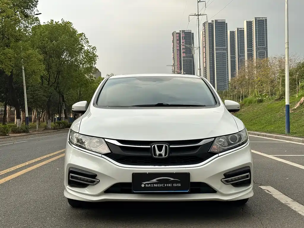 Honda Jade 2018 — фото 2