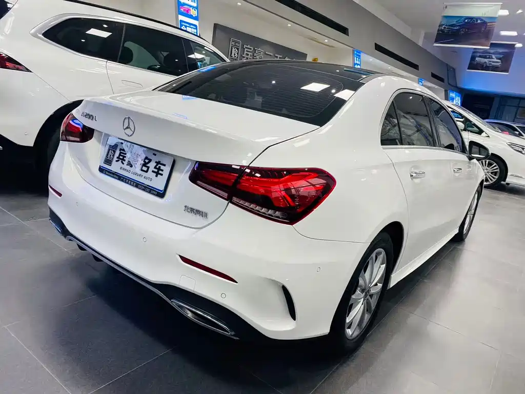Mercedes-Benz A-Class 2020 — фото 5