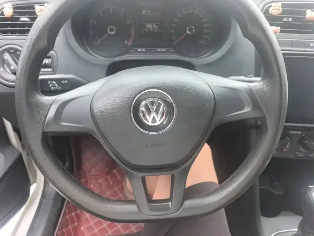 Volkswagen Polo 2016