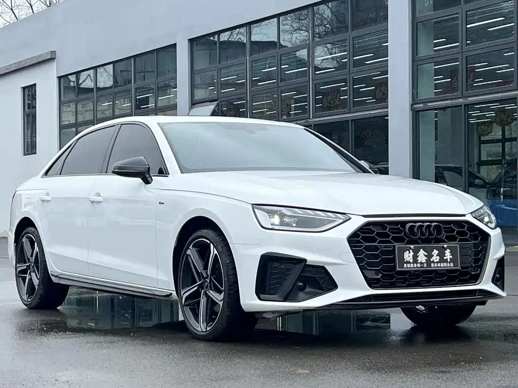 Audi A4L 2025