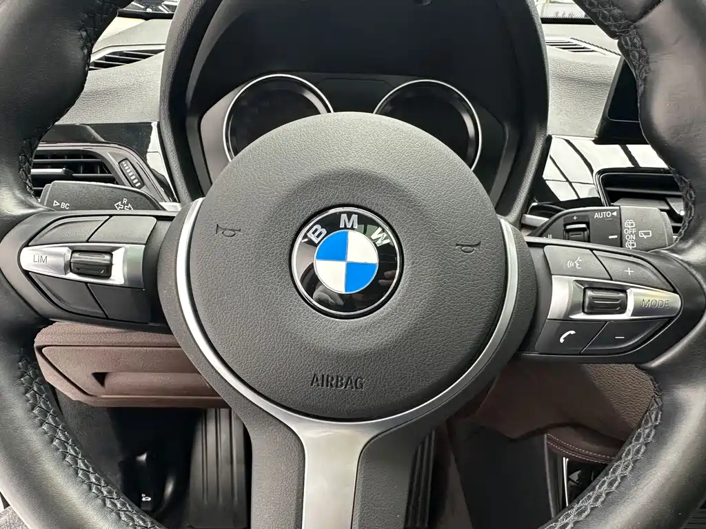 BMW X1 2022 — фото 13