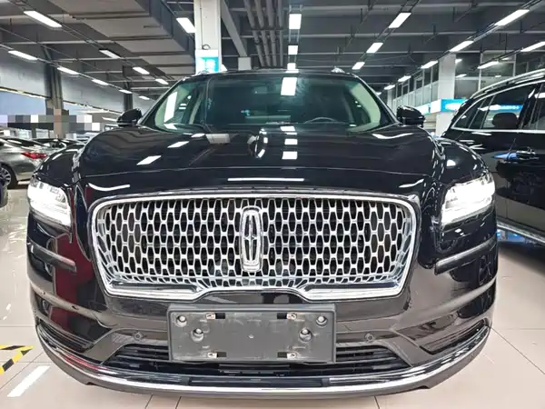 Lincoln Nautilus 2022