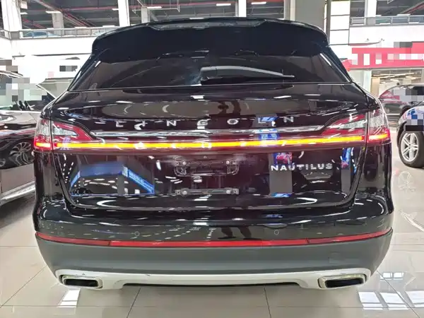 Lincoln Nautilus 2022