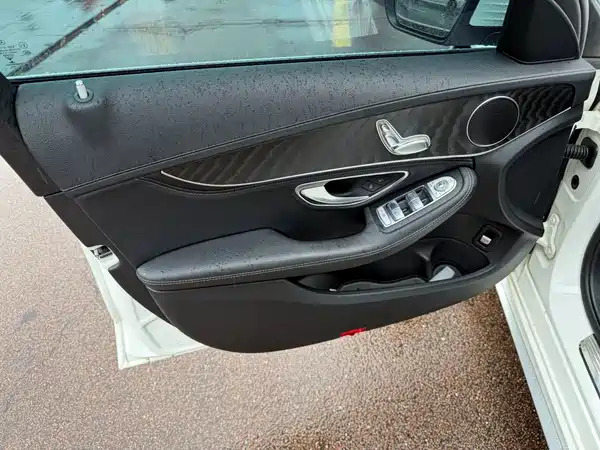 Mercedes-Benz C-Class 2019