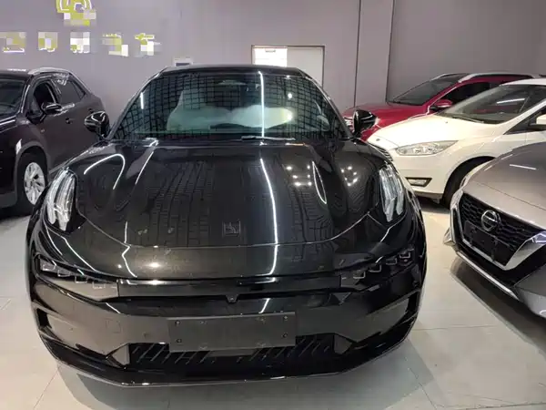 Zeekr 001 2022