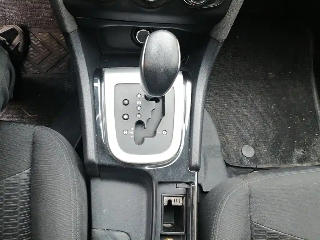 Citroen C4L 2016 — фото 10