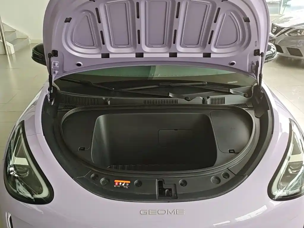Geely Galaxy Starwish 2025 — фото 20