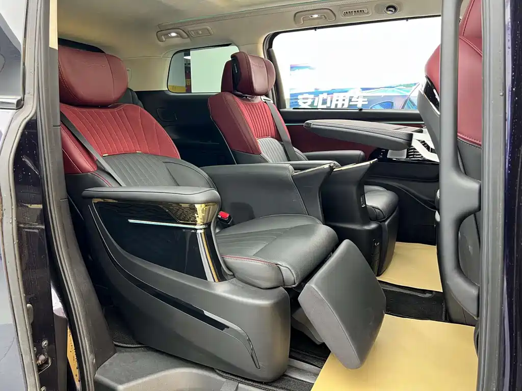 GAC Trumpchi E9 2025 — фото 22