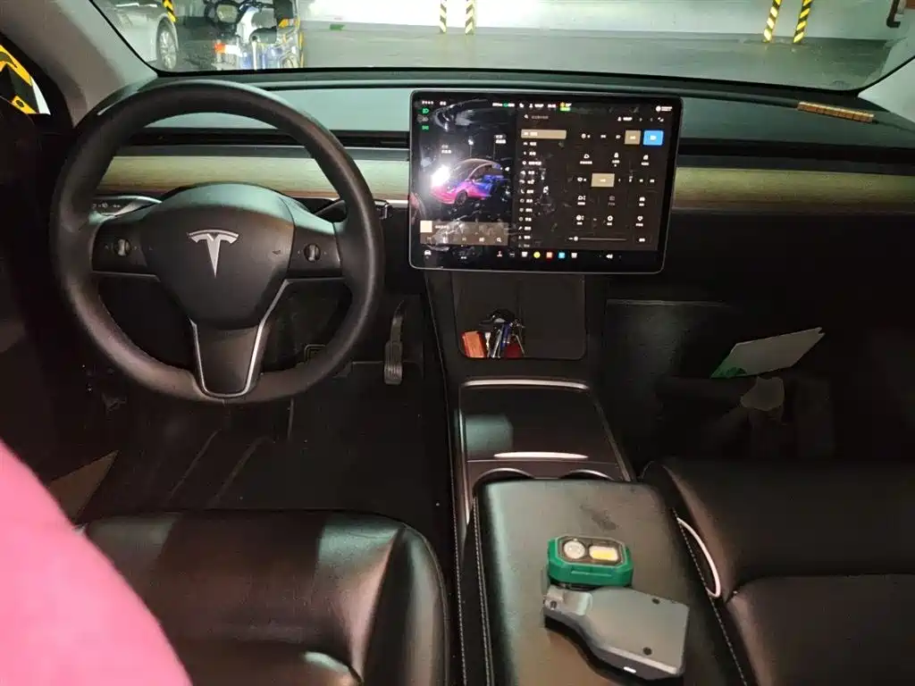 Tesla Model Y 2021 — фото 10