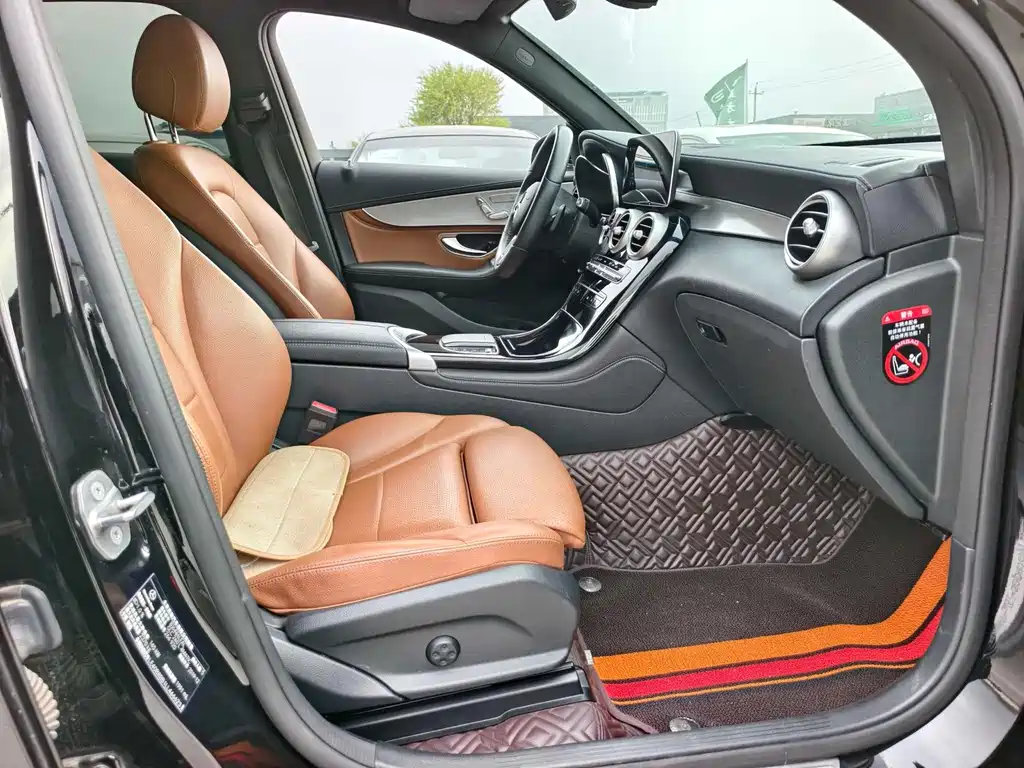 Mercedes-Benz GLC 2020 — фото 14