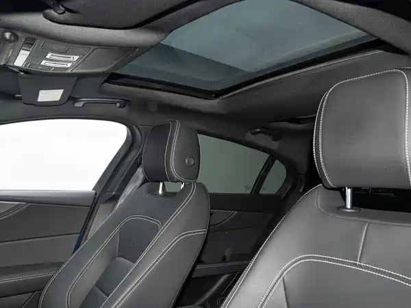 Jaguar XEL 2020