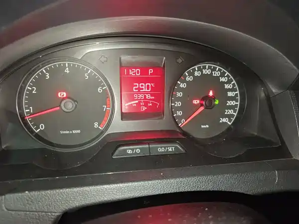Volkswagen Santana 2015