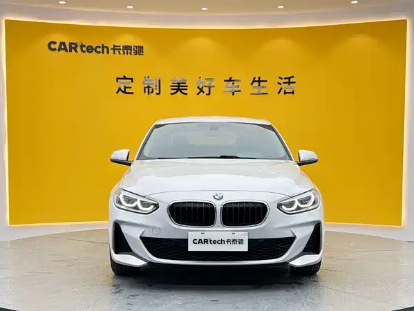 BMW 1 Series 2021