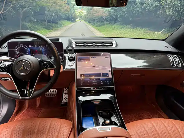 Mercedes-Benz S-Class 2023