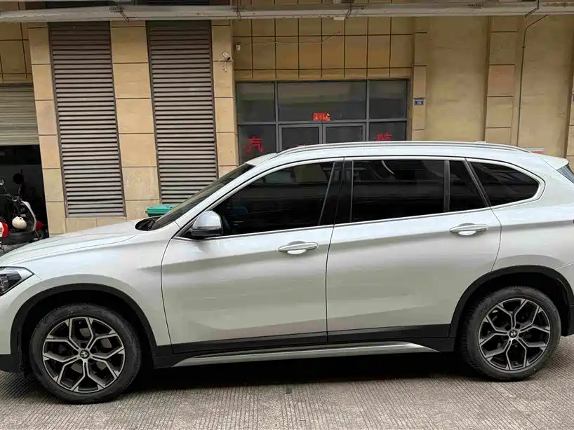 BMW X1 2022