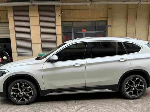 BMW X1 2022