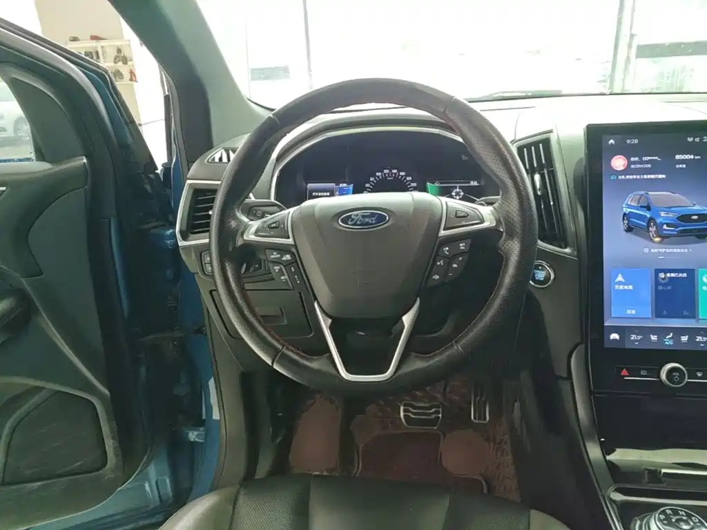 Ford Edge 2019 — фото 11