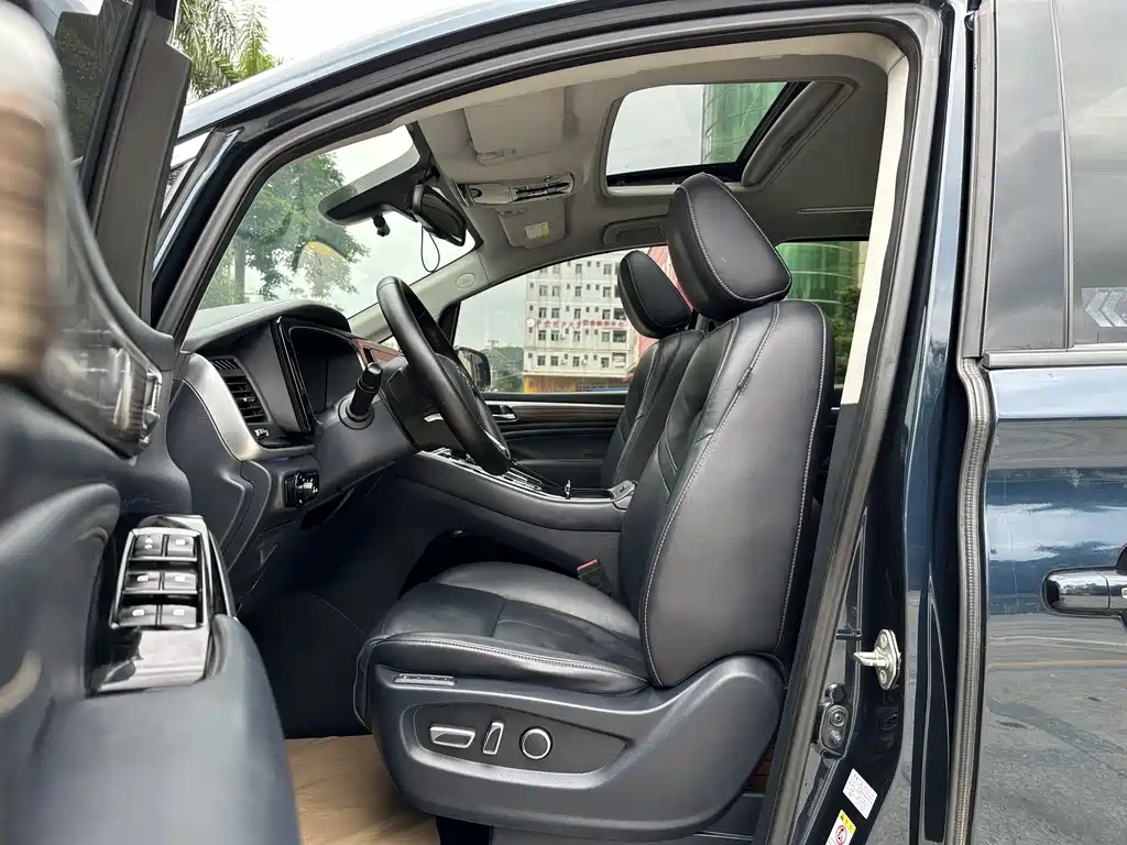 GAC Motor Trumpchi M8 2021 — фото 19