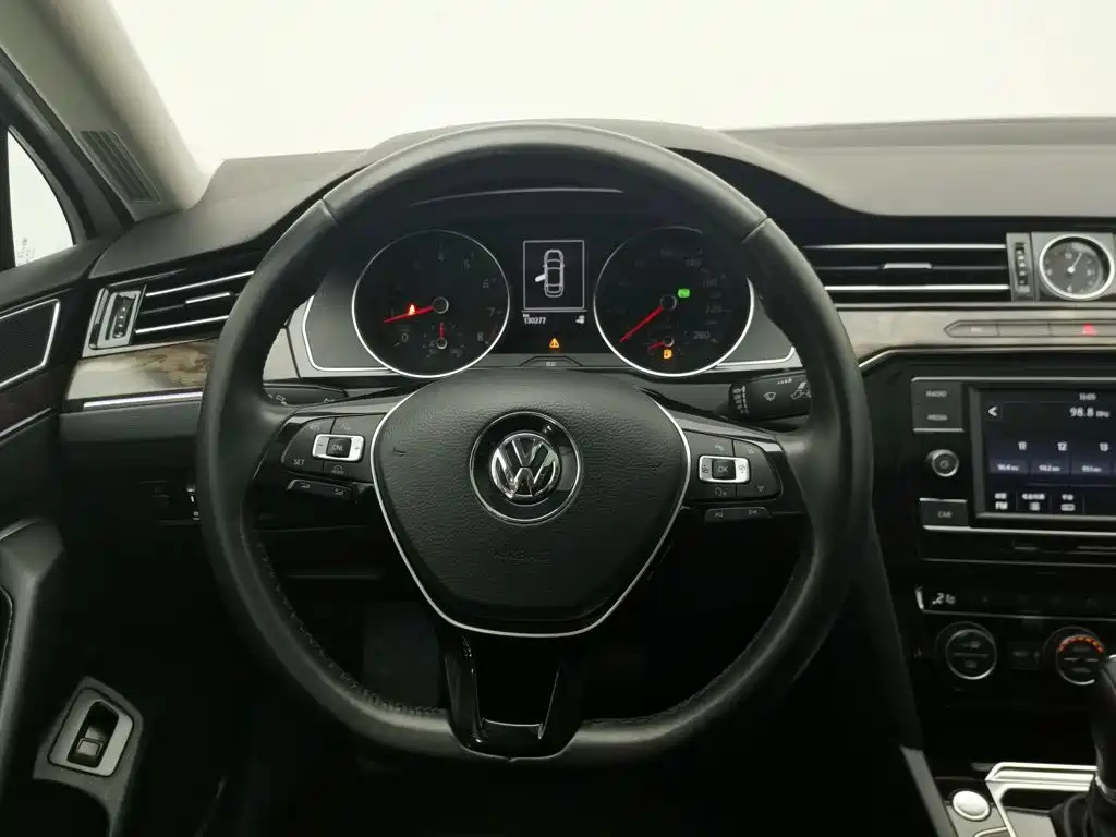Volkswagen Magotan 2018 — фото 11