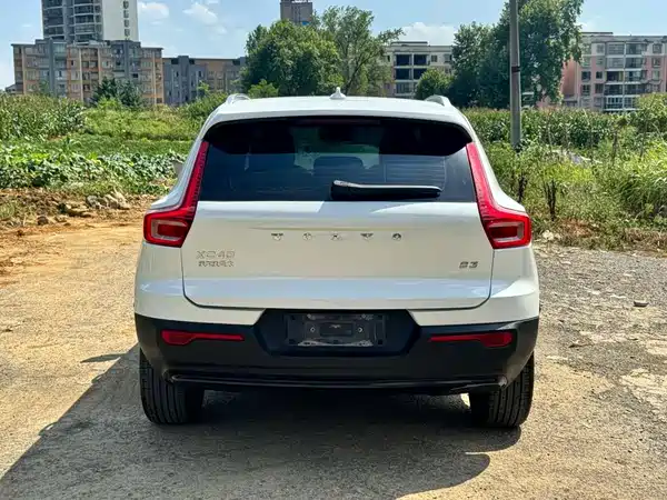 Volvo XC40 2024