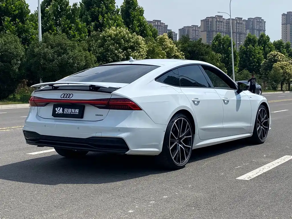 Audi A7 2023 — фото 6