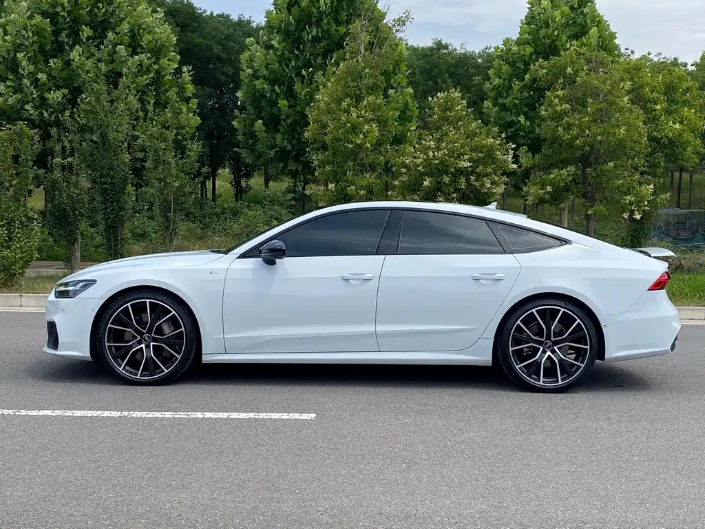 Audi A7 2023 — фото 7