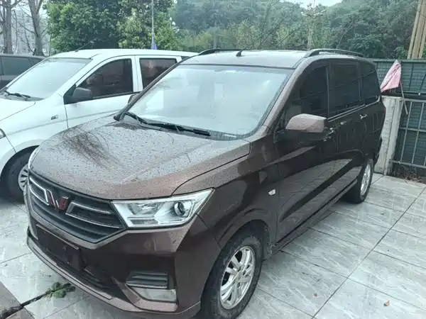 Wuling Hongguang 2019