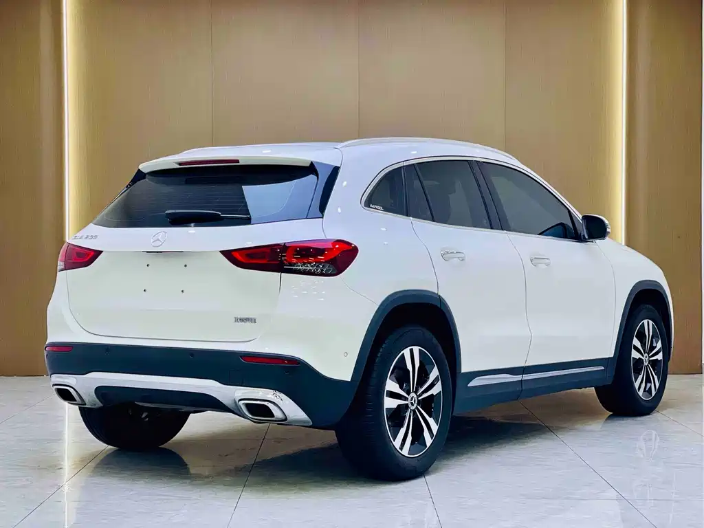 Mercedes-Benz GLA 2021 — фото 3