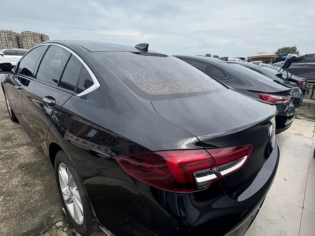 Buick Regal 2022 — фото 16
