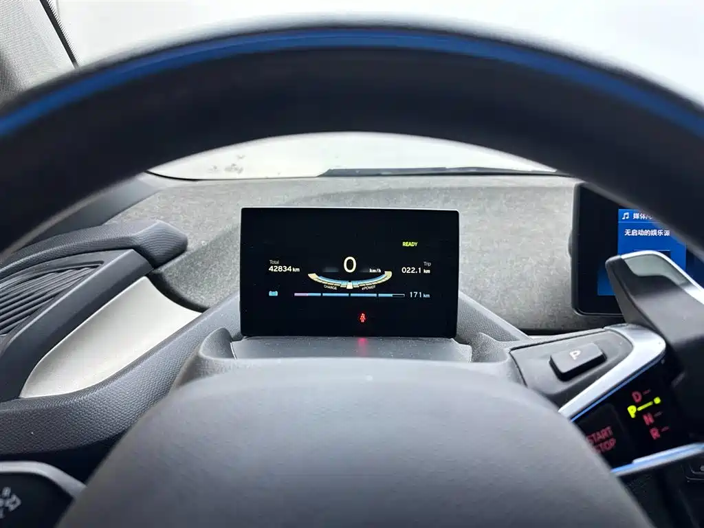 BMW i3 2018 — фото 12
