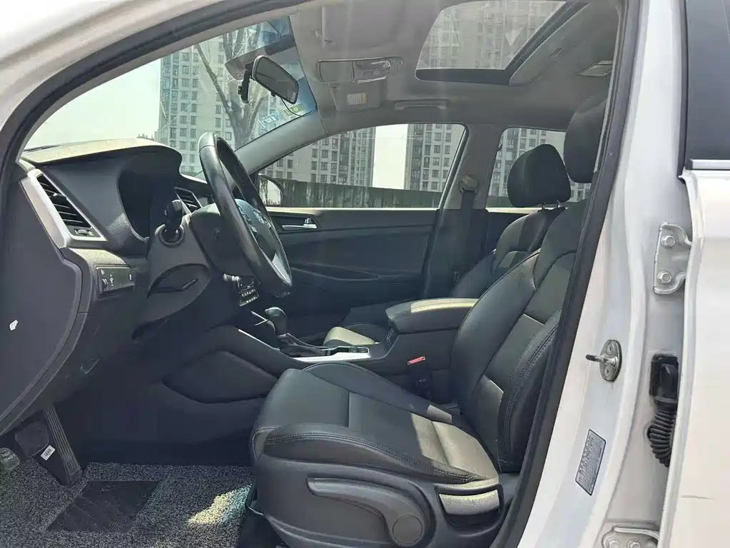 Hyundai Tucson 2017 — фото 4