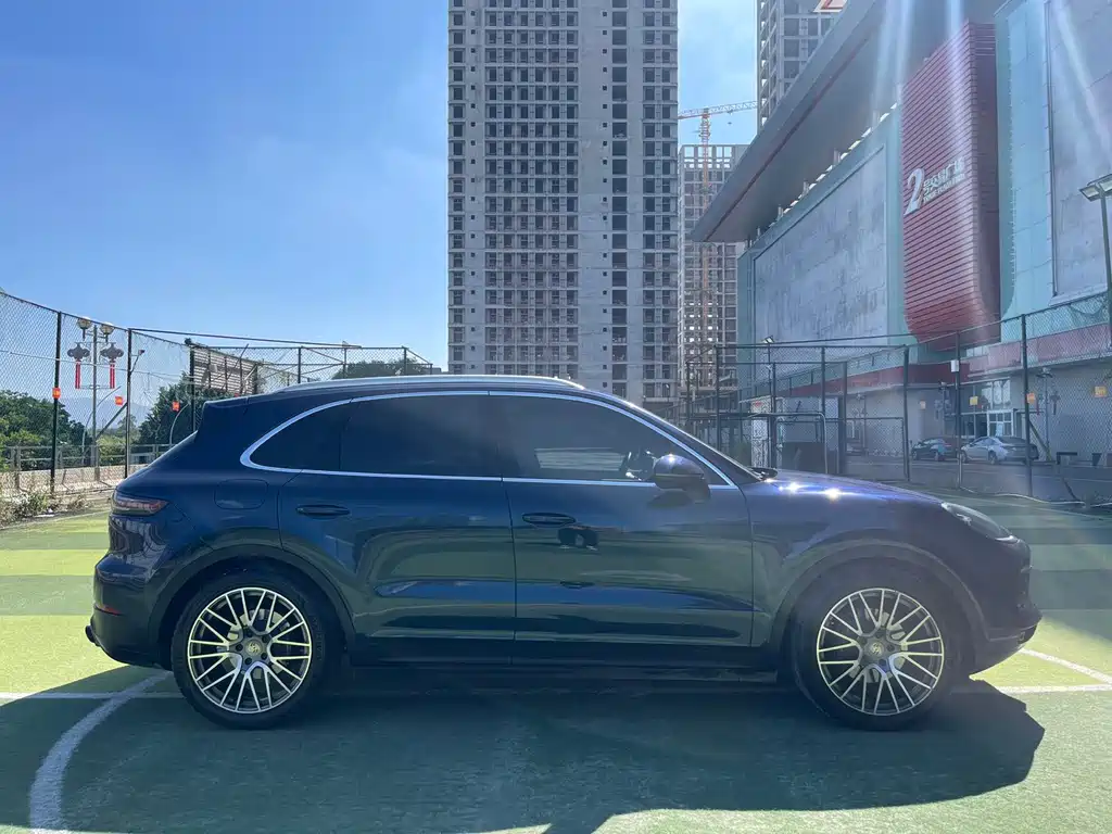 Porsche Cayenne 2020 — фото 4