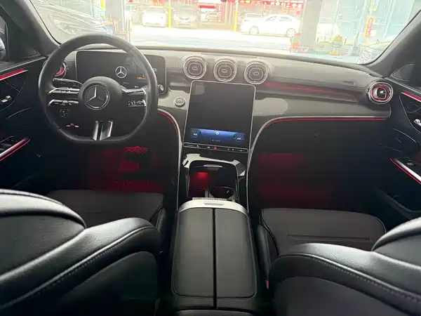 Mercedes-Benz C-Class 2023